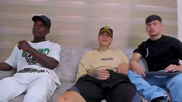 hell twink online show from March 22, 2025, 7:53 pm