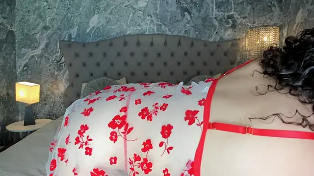LucyLovelyy online show from June 23, 2026, 2:31 am