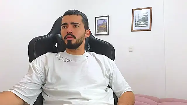 Massimoo 07 online show from March 21, 2025, 7:57 pm