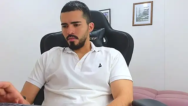 Massimoo 07 online show from March 14, 2025, 6:50 pm