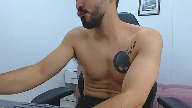 Massimoo 07 online show from March 15, 2025, 10:44 pm