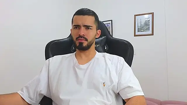 Massimoo 07 online show from March 10, 2025, 7:29 pm