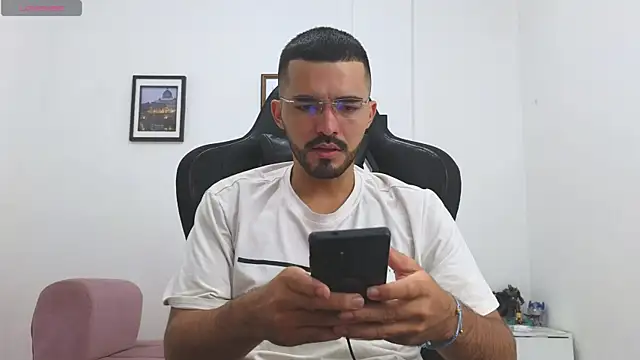 Massimoo 07 online show from January 6, 2026, 3:38 pm