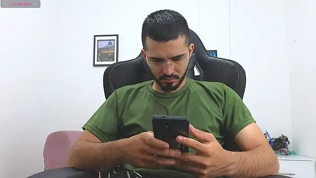 Massimoo 07 online show from December 20, 2025, 4:10 pm