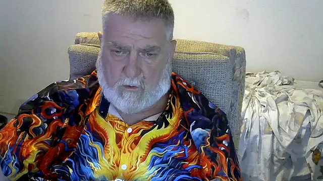 Snapshot of viejo_oso chatting on October 18, 2025, 4:03 am viejo oso online show from October 18, 2025, 4:03 am