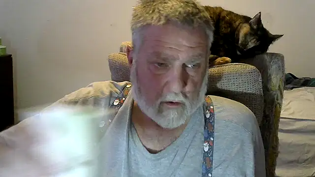 Snapshot of viejo_oso chatting on November 17, 2025, 3:21 am viejo oso online show from November 17, 2025, 3:21 am