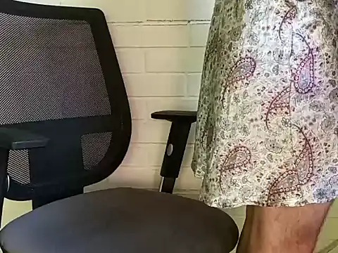 naughtyuki00 online show from January 25, 2025, 10:50 pm