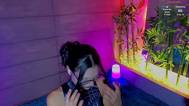 Abbydreams  online show from November 13, 2025, 8:13 pm