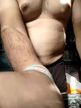 hot punekar online show from October 6, 2025, 3:40 am