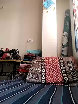 hot punekar online show from March 19, 2025, 4:57 am