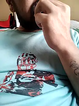 hot punekar online show from February 4, 2025, 4:37 am