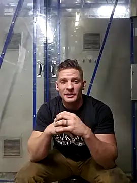 bigdjake1993 online show from February 6, 2025, 3:16 am