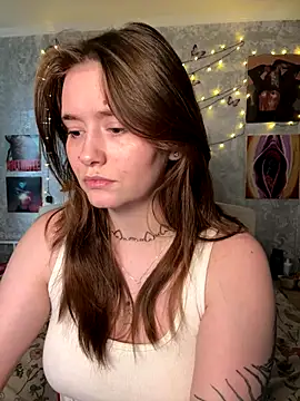 Sabrina shells online show from December 21, 2025, 9:33 am