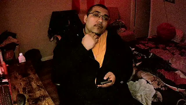 cloudy couple444 online show from March 3, 2025, 6:20 am