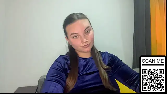 Dreamyblushfairy online show from September 29, 2025, 2:23 pm