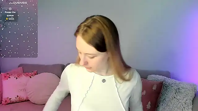 Haley Vixen online show from April 27, 2026, 8:01 am