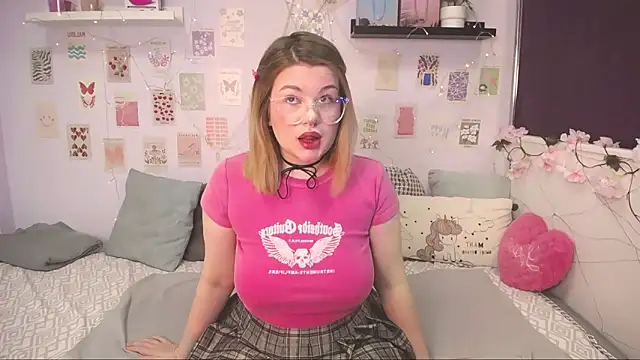 TessPleasure online show from February 1, 2025, 4:46 am