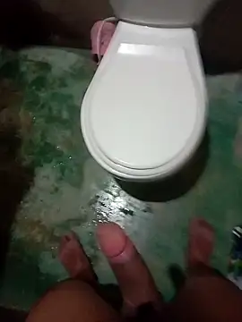 yaxom33 online show from March 4, 2026, 4:31 am