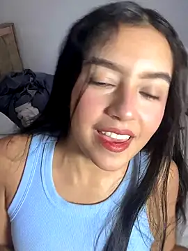 MikeAndJessy online show from November 5, 2025, 11:19 pm