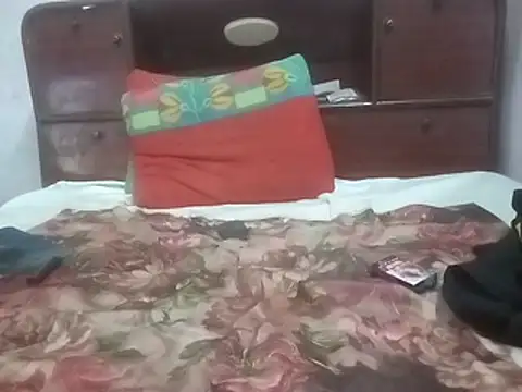 IamRentedBoybfriend online show from October 29, 2025, 1:59 am