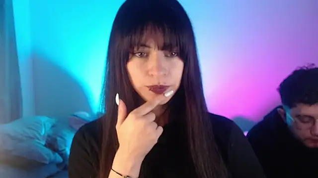 nala-saphir online show from September 28, 2025, 2:51 am