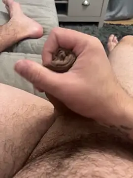 22TT2295 online show from November 7, 2025, 4:50 am