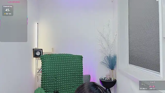 Natasha2025 online show from October 2, 2025, 3:48 pm