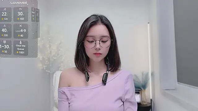 Natasha2025 online show from March 3, 2025, 1:45 pm