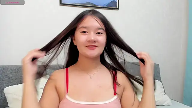 Maekko online show from October 14, 2025, 2:28 pm