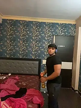 sunny49477 online show from December 29, 2024, 7:43 pm