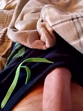 MaxiFabry online show from November 10, 2025, 9:09 pm