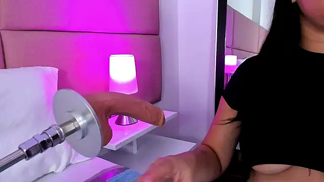 SammyMorales online show from November 26, 2025, 12:38 pm