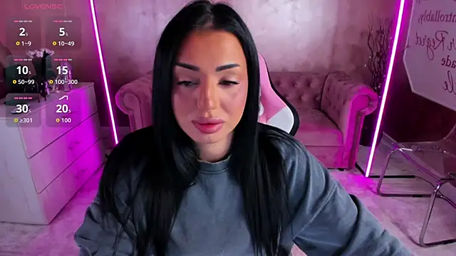 evanew  online show from September 9, 2025, 4:27 pm