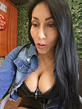 Isabellitasexi38 online show from August 1, 2026, 4:21 am