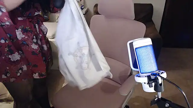 LasolitaAuri online show from March 11, 2025, 9:48 pm