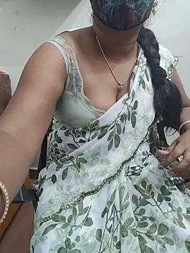 Snapshot of Tamil_roja69 chatting on June 7, 2026, 4:56 pm Tamil roja69 online show from June 7, 2026, 4:56 pm