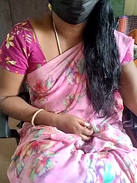 Snapshot of Tamil_roja69 chatting on May 8, 2026, 7:12 am Tamil roja69 online show from May 8, 2026, 7:12 am