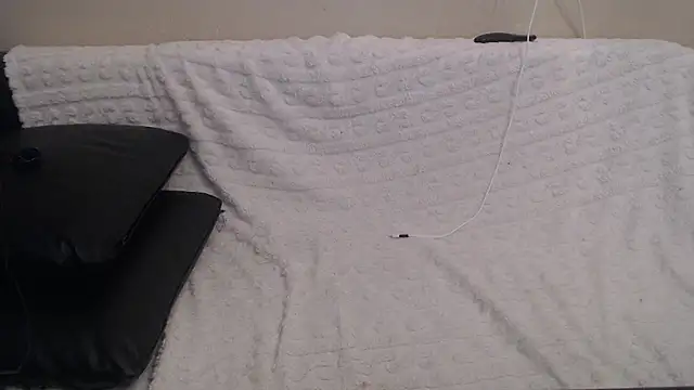 Wet Maria online show from November 1, 2025, 5:07 pm