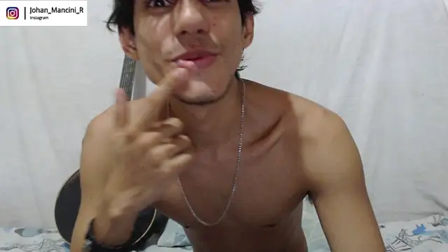 Snapshot of Johan_Mancini_R chatting on February 2, 2026, 6:18 pm Johan Mancini R online show from February 2, 2026, 6:18 pm