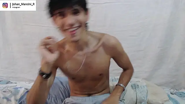 Snapshot of Johan_Mancini_R chatting on February 13, 2026, 7:47 pm Johan Mancini R online show from February 13, 2026, 7:47 pm