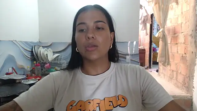 Coral0403 online show from July 8, 2026, 7:14 pm