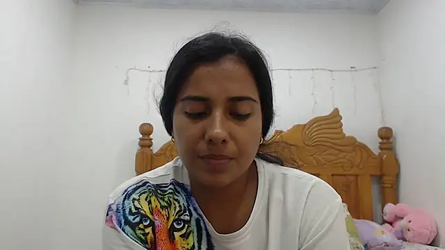 Coral0403 online show from March 18, 2025, 2:18 am