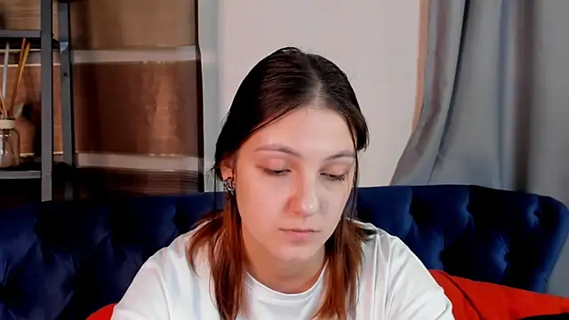 GuinevereGell online show from December 26, 2024, 8:39 am