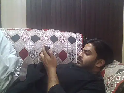 indihotguy online show from November 22, 2025, 2:27 pm