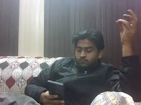 indihotguy online show from November 15, 2025, 12:31 pm