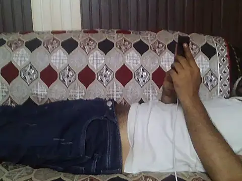 Snapshot of indihotguy chatting on May 26, 2026, 3:10 pm indihotguy online show from May 26, 2026, 3:10 pm