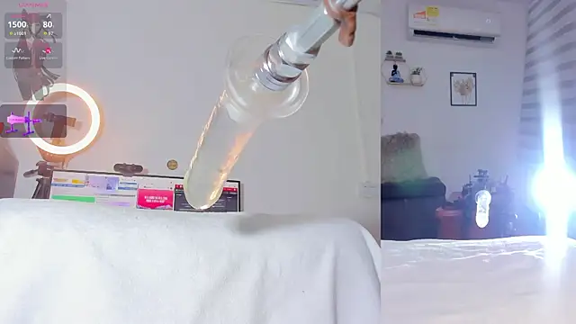 Maria Jones  online show from September 21, 2025, 1:11 am