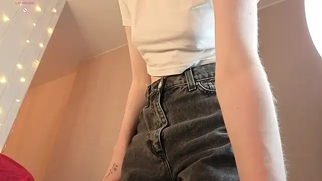 OhYumiYes online show from January 8, 2026, 8:26 pm