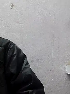 fakelove95 online show from March 6, 2025, 6:26 pm