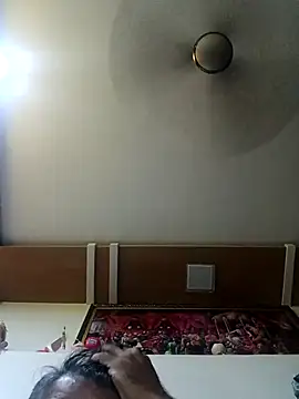 carria homes online show from November 11, 2025, 7:52 pm